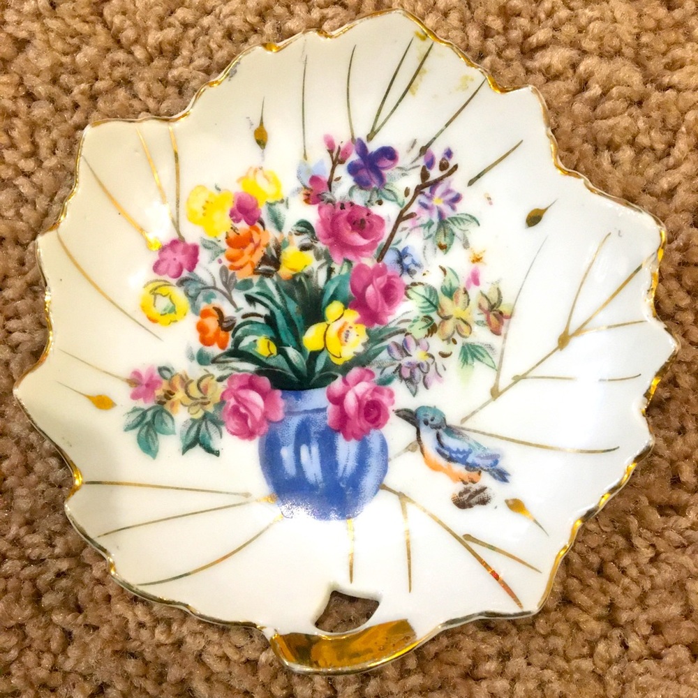 Japanese Traditional porcelain plate. Decorative.